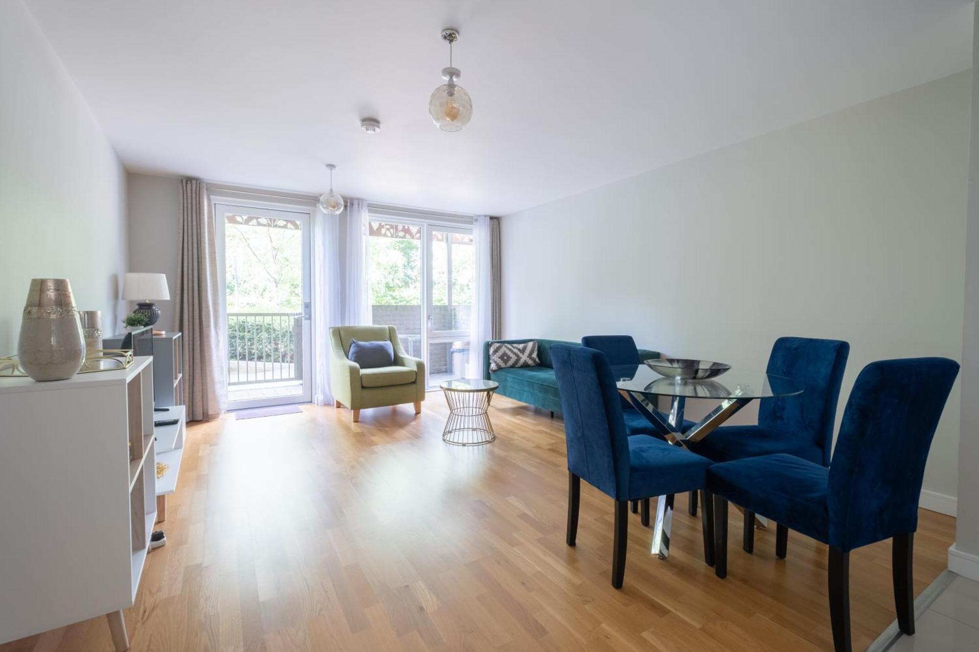 Brand New London Flat With Car Parkアパートメント エクステリア 写真