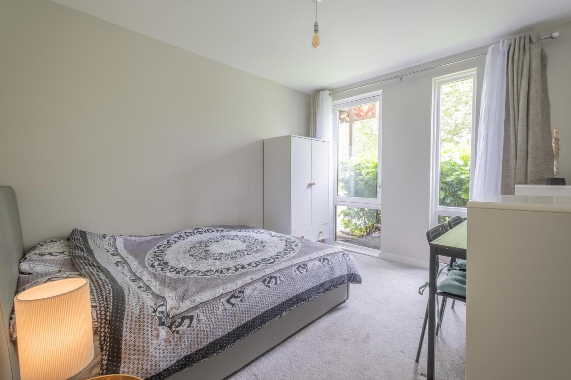 Brand New London Flat With Car Parkアパートメント エクステリア 写真